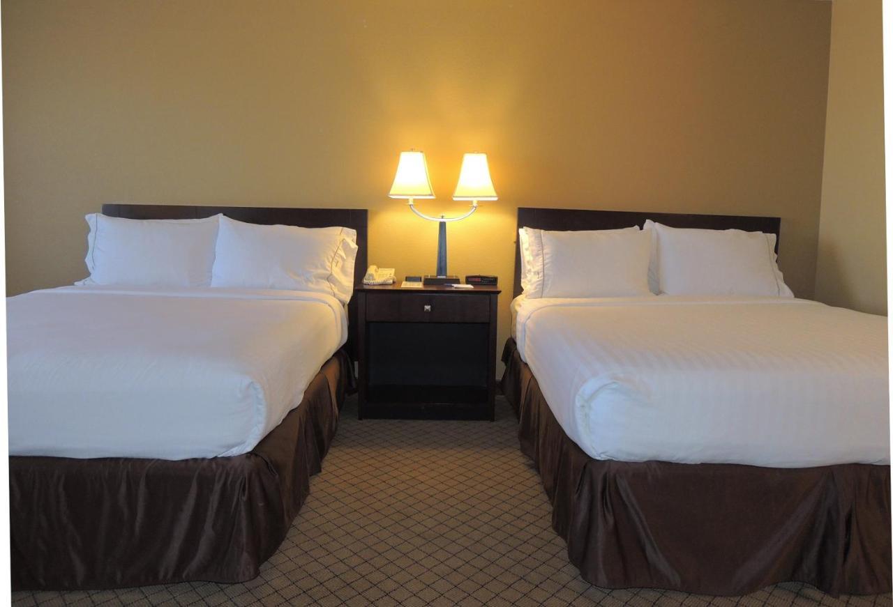 Holiday Inn Express Fallon By Ihg Zewnętrze zdjęcie