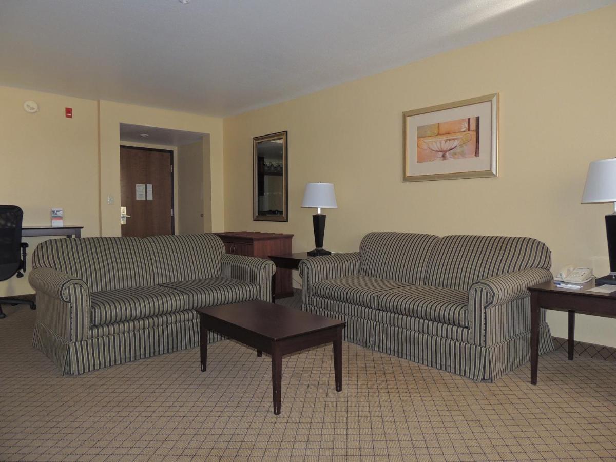 Holiday Inn Express Fallon By Ihg Zewnętrze zdjęcie
