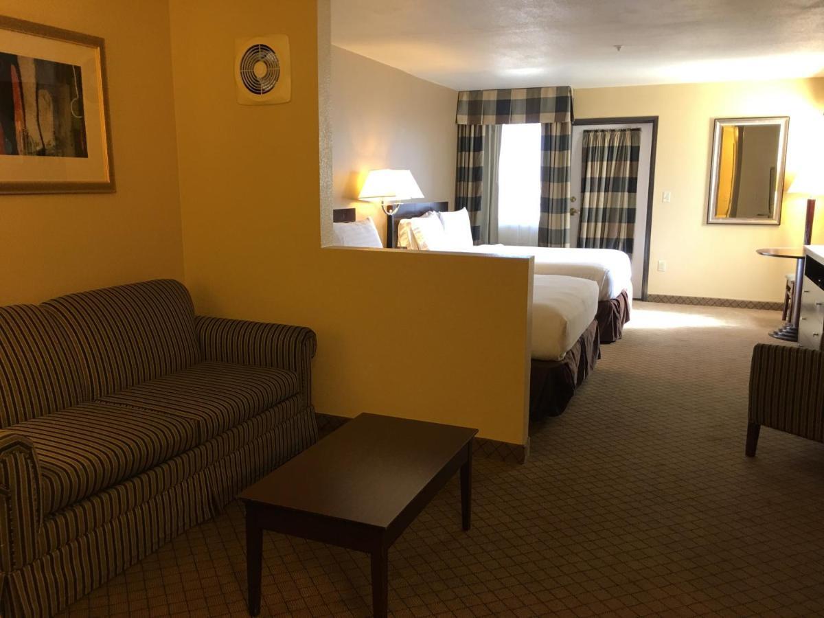 Holiday Inn Express Fallon By Ihg Zewnętrze zdjęcie