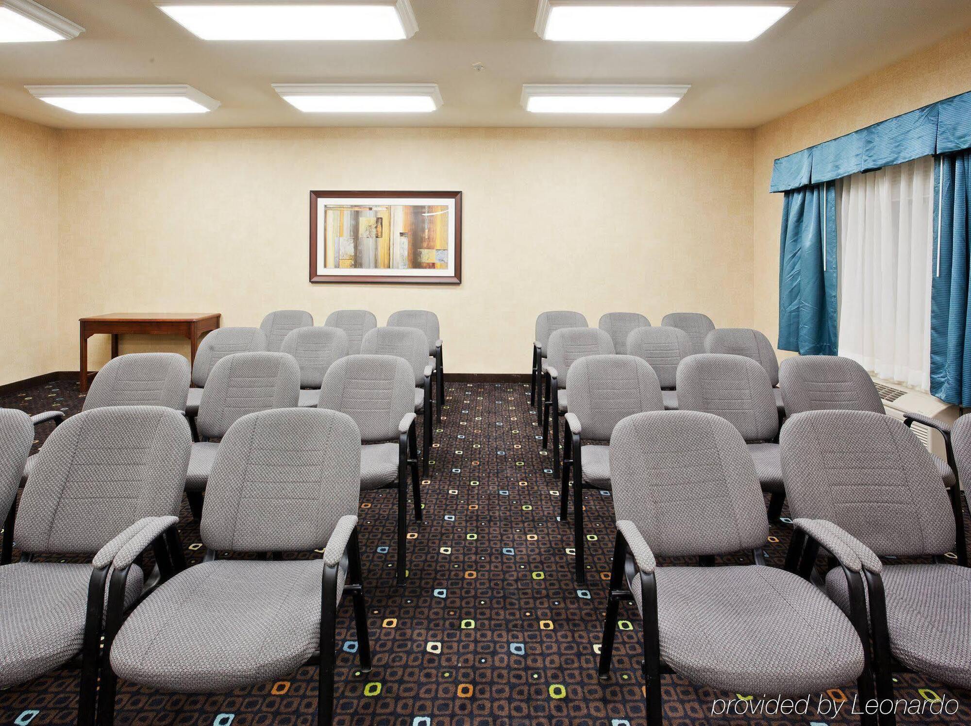 Holiday Inn Express Fallon By Ihg Zewnętrze zdjęcie