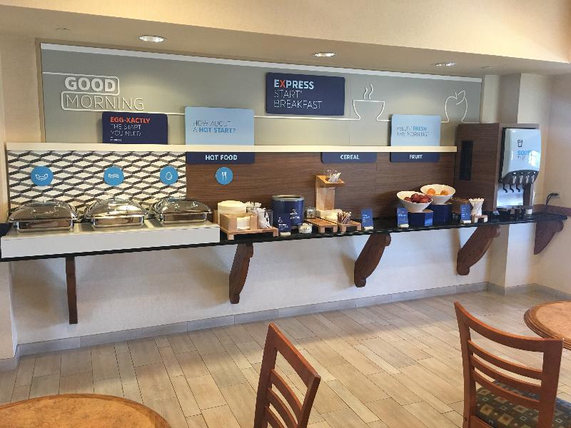 Holiday Inn Express Fallon By Ihg Zewnętrze zdjęcie
