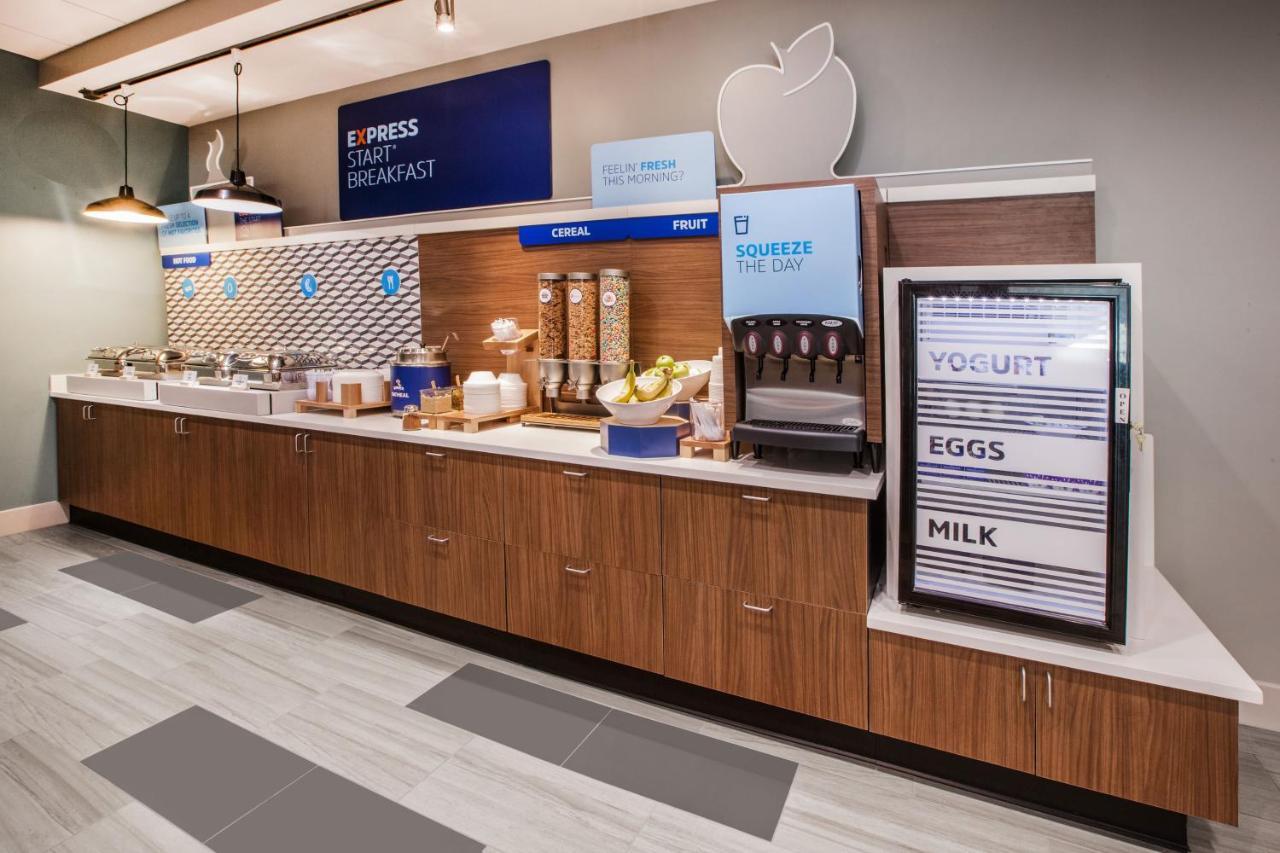 Holiday Inn Express Fallon By Ihg Zewnętrze zdjęcie